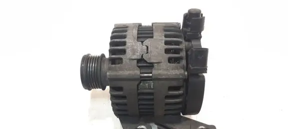 Volvo V70 Generator/alternator 6G9N10300HD 0121615005 1X14C21