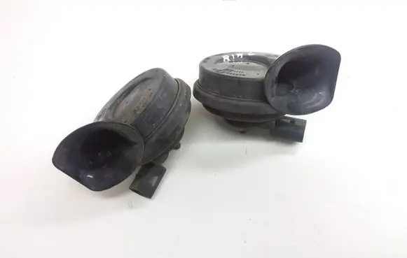 Volkswagen Touareg I Horn signal
