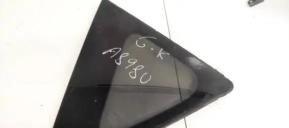 Toyota RAV 4 (XA30) Rear side window