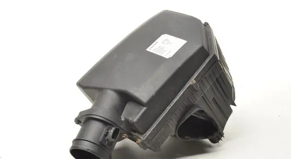 Volvo XC70 Air filter box 30792196