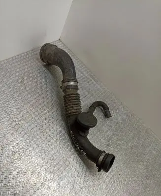 Renault Megane II Air intake hose/pipe 8200218988