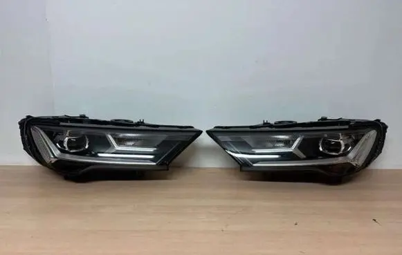 Audi Q7 4M Headlights/headlamps set 4M0941012C 4M0941011C