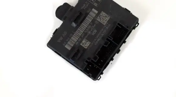 Volkswagen Golf VII Door control unit/module 4M1959595C