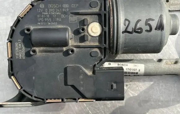 Seat Leon (1P) Wiper motor 1P0955119A 07011012