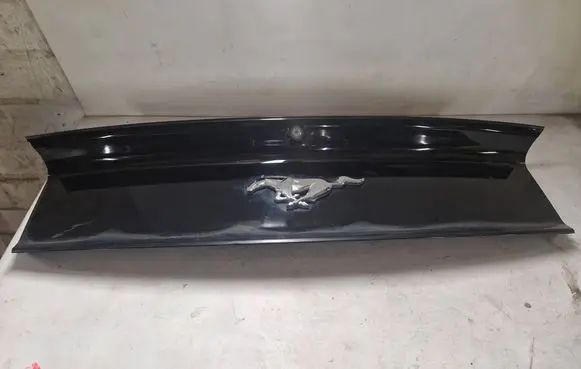 Ford Mustang VI Tailgate trim FR3B6343504 FR3B6343504JD