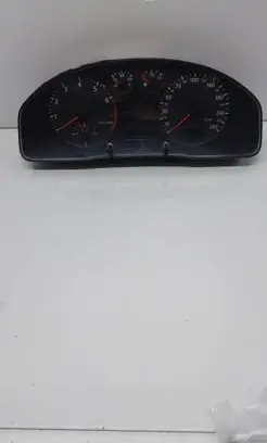 Audi A4 S4 B5 8D Speedometer (instrument cluster) 8D0919861H