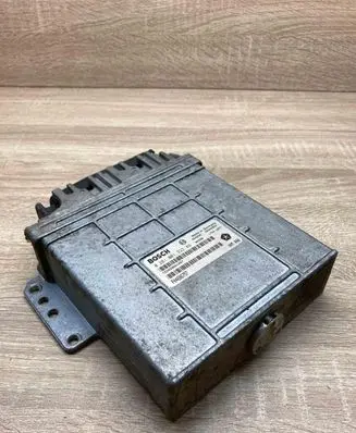 Chrysler Voyager Engine control unit/module ECU P04686757 0281001333 WITHPLUG