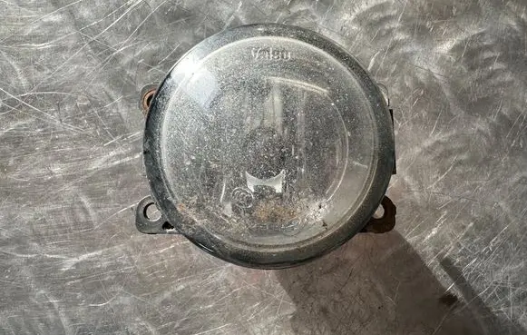 Suzuki Swift I Front fog light 89206454