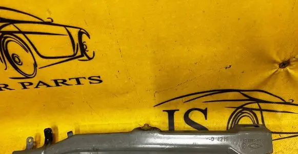 Renault Megane IV Fender mounting bracket 631226346R