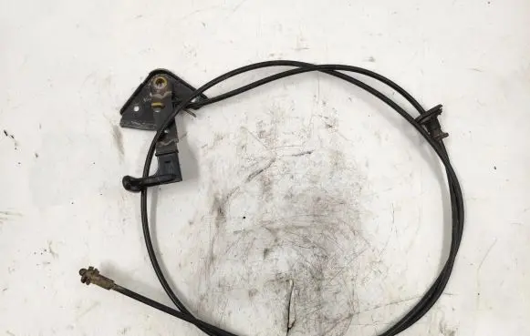 Audi A4 S4 B5 8D Engine bonnet/hood lock release cable 