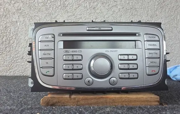 Ford Galaxy Radio/CD/DVD/GPS head unit 7S7T18C815BA