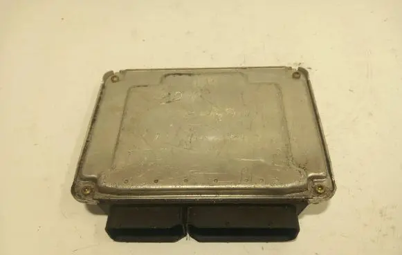 Audi A6 S6 C5 4B Engine control unit/module 8E0907401P 0281011136