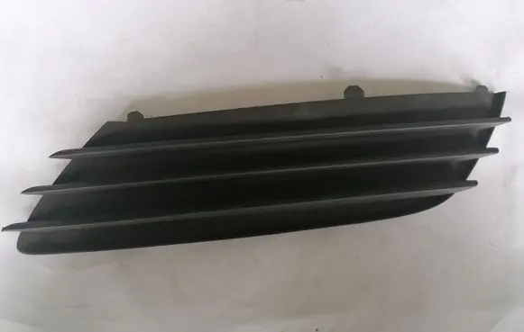 Opel Astra H Front bumper lower grill 13117250