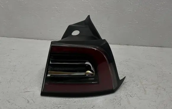 Rear/tail lights