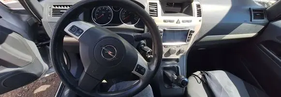 Opel Zafira B Dashboard