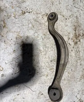 Citroen C5 Aircross Rear control arm 13132521