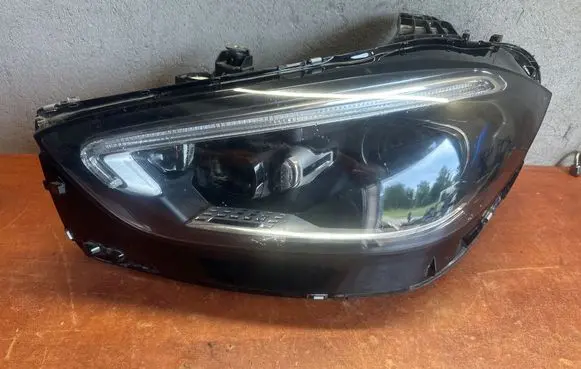 Headlight/headlamp
