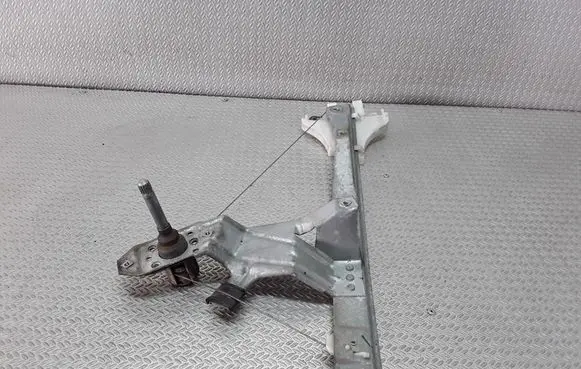 Rear door manual window regulator
