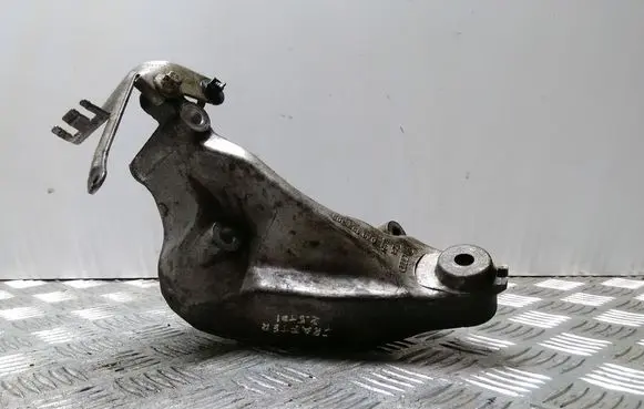 Volkswagen Crafter Engine mounting bracket 076199308