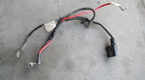 Volkswagen Golf VII Positive cable (battery) 150KM