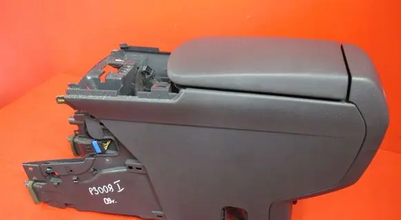 Peugeot 3008 I Armrest 
