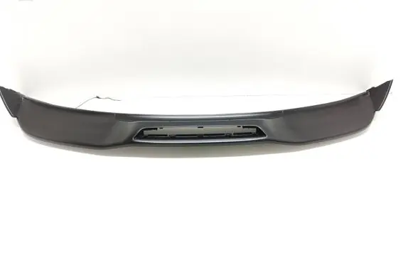 Tailgate/trunk spoiler