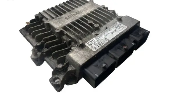 Ford Focus Engine control unit/module 4M5112A650JK 5WS40303JT 10936