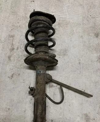 Toyota Avensis T250 Front shock absorber with coil spring
