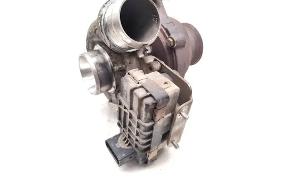 Mitsubishi Outlander Turbo 9674628780