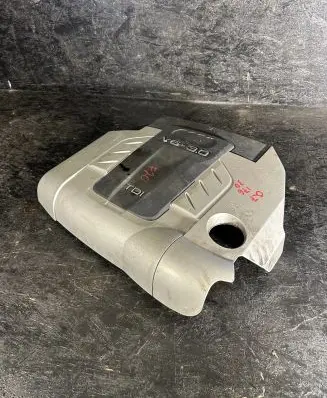 Audi Q7 4L Engine cover (trim) 4L0103925 PA6M30 PA6G10M20
