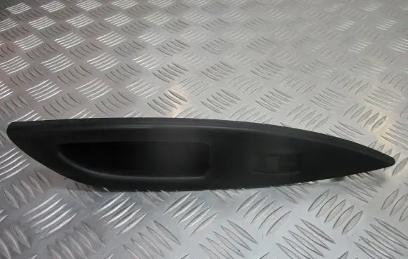 Mazda 6 Electric window control switch