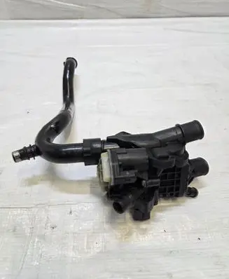 Ford Mondeo MK V Thermostat housing 9804160380