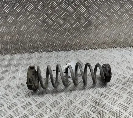 KIA Sportage Rear coil spring 55330R2CA0