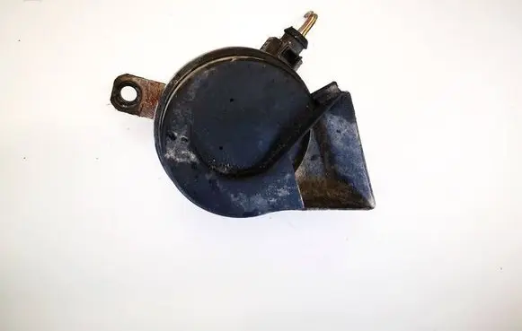 Volkswagen Polo IV 9N3 Horn signal e1000233