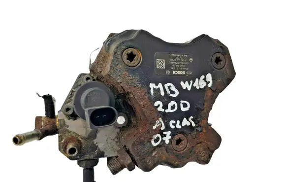 Lexus IS 220D-250-350 Fuel injection high pressure pump A6400700701 nr970