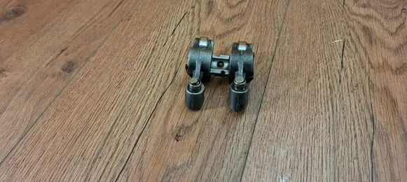 Renault Vel Satis Valve rocker arm 8200007915