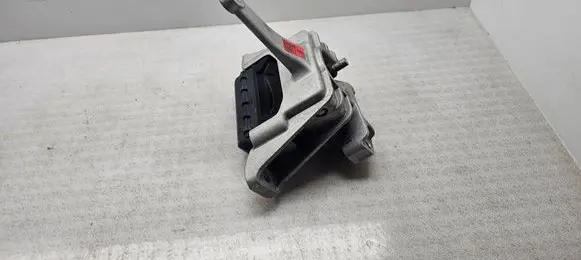 KIA Niro Engine mount bracket 21810AA100 1390230 2403120514