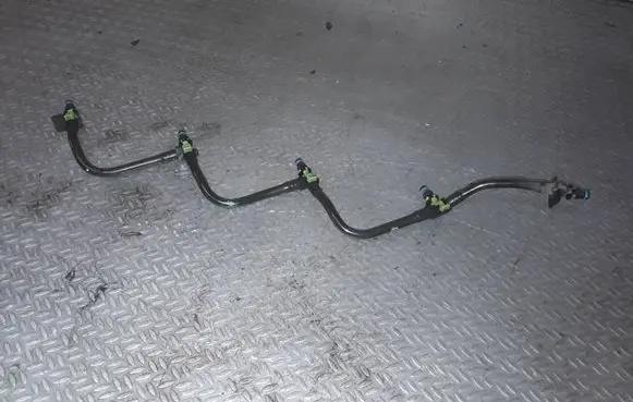 Ford Mondeo MK IV Fuel return line/hose 