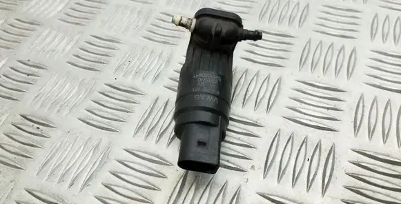Volkswagen Golf Plus Windscreen/windshield washer pump 1K6955651
