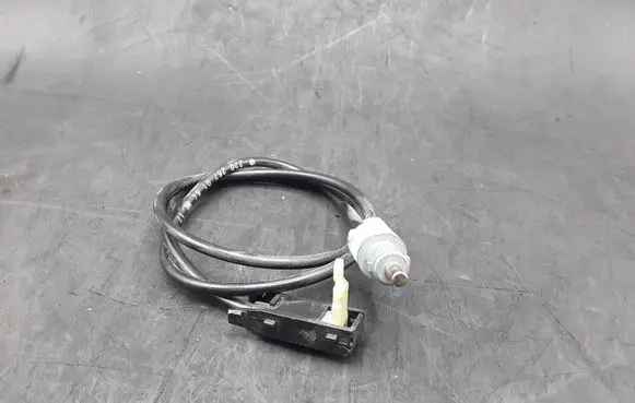 Mercedes-Benz E W211 Gear shift cable linkage 2202670164