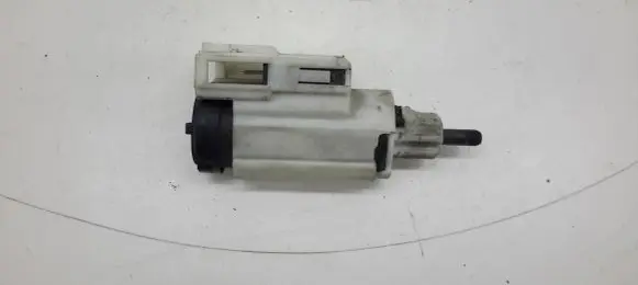 Audi A4 S4 B7 8E 8H Brake pedal sensor switch 8E0927189B 19322005