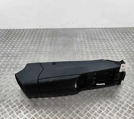 Maserati Quattroporte Center console 670012432