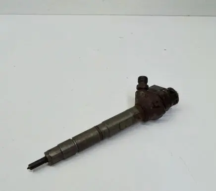 Volkswagen Golf VII Fuel injector 04L130277G