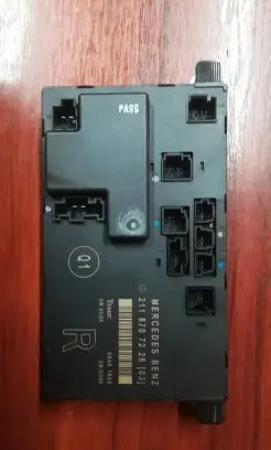 Mercedes-Benz E W211 Door control unit/module A2118707226