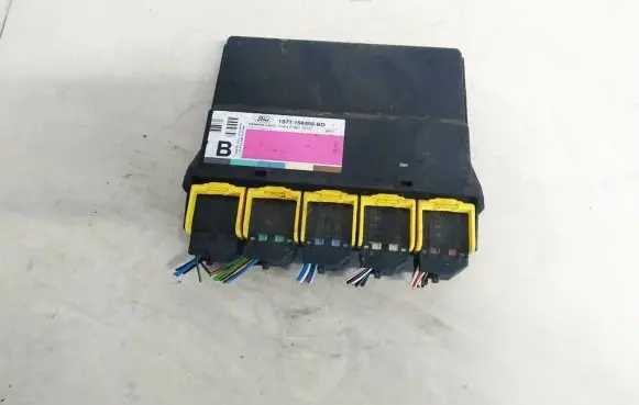 Ford Focus Comfort/convenience module 1S7T15K600BD