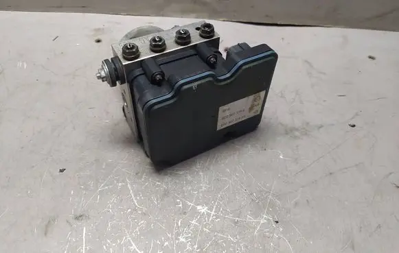 Volkswagen Polo V 6R ABS Pump 6C0907379K 6R0907379BA