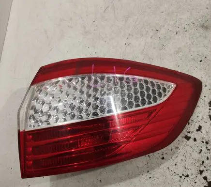Ford Mondeo MK IV Rear/tail lights 7S7113404B