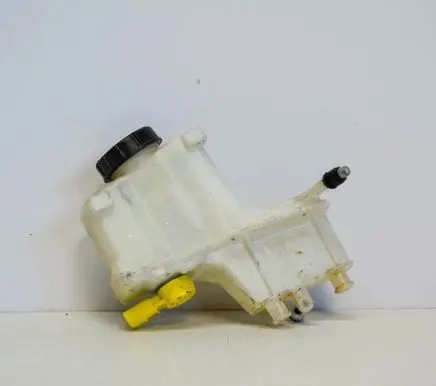 Audi A3 S3 8V Brake fluid reservoir 5Q2611301