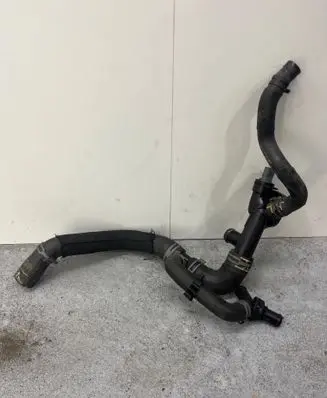 Volkswagen Transporter - Caravelle T5 Thermostat housing 03l121131k 7e0121096b 7e0121101e