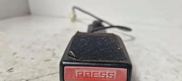 Peugeot 207 CC Front seatbelt buckle 5099A81840